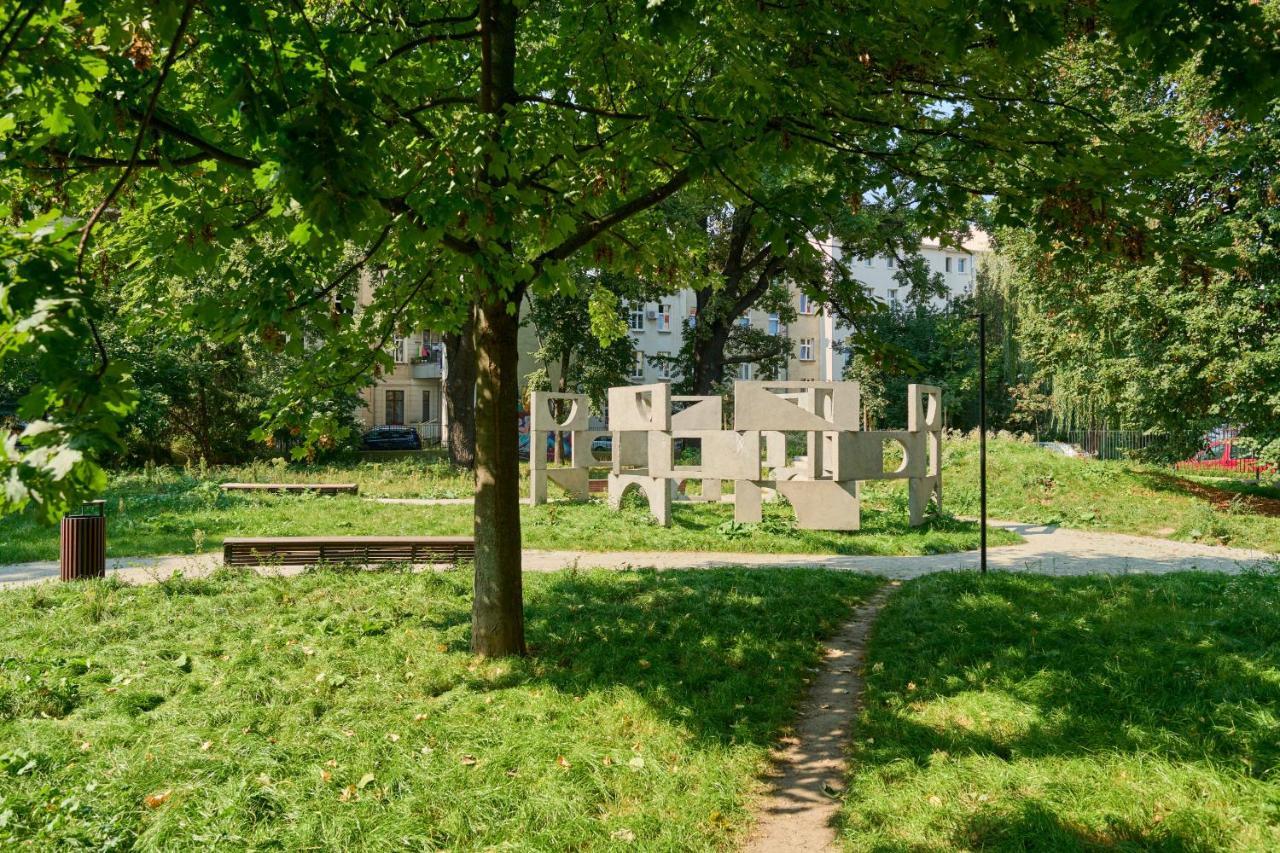 Nowoczesny Apartament Z Balkonem I Parkingiem W Centrum Wroclawia By Noclegi Renters Экстерьер фото