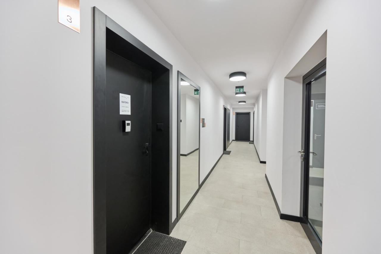 Nowoczesny Apartament Z Balkonem I Parkingiem W Centrum Wroclawia By Noclegi Renters Экстерьер фото